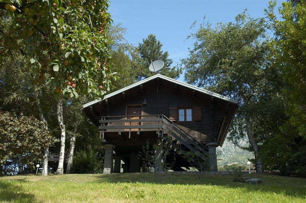 Hotel Village Pollein Exterior photo